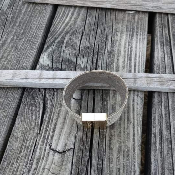 Rustic Cuff Vintage Attraction White Python With Gold Magnetic Closure - Picture 5 of 9